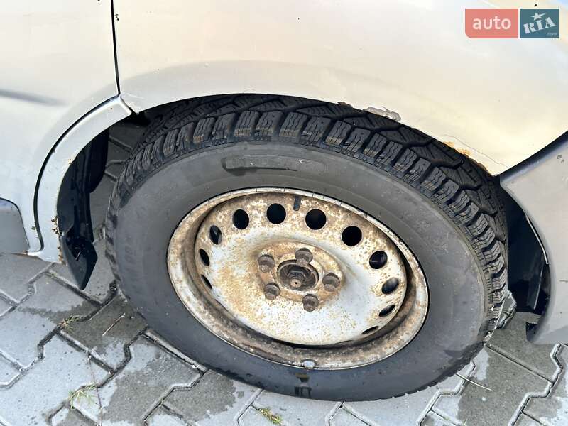 Минивэн Opel Vivaro 2006 в Виннице