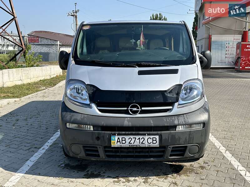 Минивэн Opel Vivaro 2006 в Виннице
