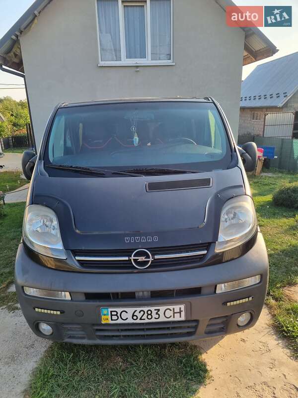 Мінівен Opel Vivaro 2004 в Львові фото 3 Мінівен Opel Vivaro 2004 в Львові