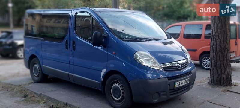 Мінівен Opel Vivaro 2008 в Києві