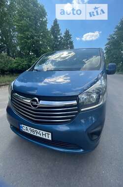 Минивэн Opel Vivaro 2015 в Умани