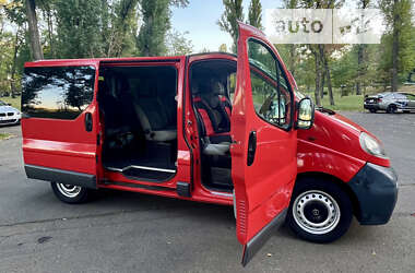 Минивэн Opel Vivaro 2004 в Киеве