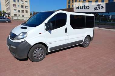 Мінівен Opel Vivaro 2003 в Острозі