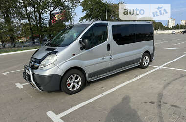 Мінівен Opel Vivaro 2013 в Одесі