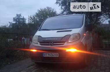 Мінівен Opel Vivaro 2003 в Івано-Франківську