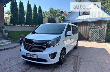 Opel Vivaro 2015