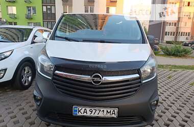 Минивэн Opel Vivaro 2016 в Киеве