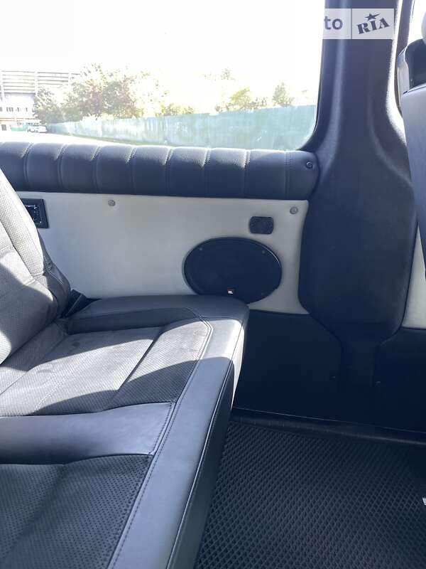 Минивэн Opel Vivaro 2015 в Ивано-Франковске