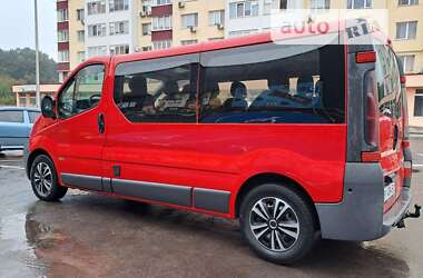 Мінівен Opel Vivaro 2004 в Кам'янець-Подільському