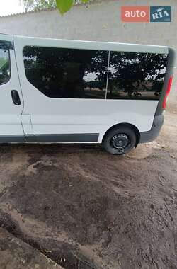 Минивэн Opel Vivaro 2012 в 