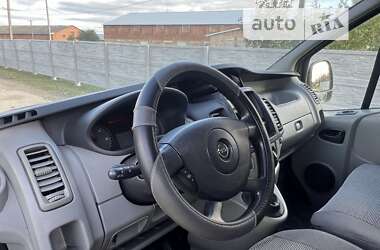 Минивэн Opel Vivaro 2011 в Новой Ушице