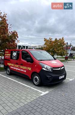 Грузовой фургон Opel Vivaro 2017 в Хмельницком