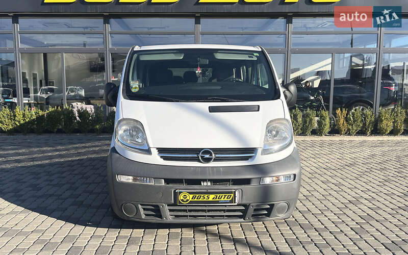 Минивэн Opel Vivaro 2006 в Мукачево