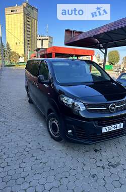 Вантажний фургон Opel Vivaro 2020 в Дубні