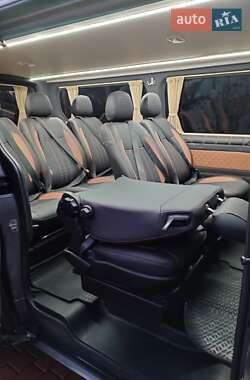 Минивэн Opel Vivaro 2016 в 