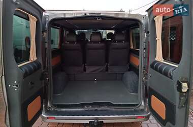 Минивэн Opel Vivaro 2016 в 
