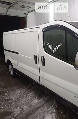 Вантажний фургон Opel Vivaro 2008 в Кореці