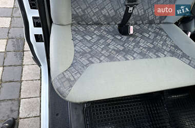 Грузовой фургон Opel Vivaro 2005 в 