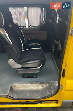 Минивэн Opel Vivaro 2004 в 