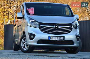 Минивэн Opel Vivaro 2017 в Дрогобыче