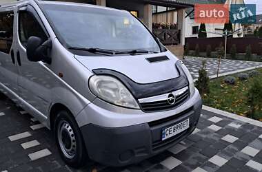 Мінівен Opel Vivaro 2011 в Чернівцях