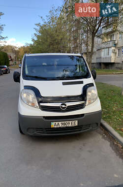 Opel Vivaro 2012