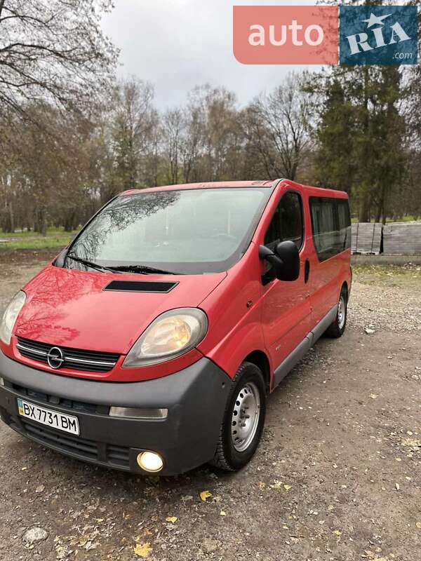 Мінівен Opel Vivaro 2004 в Хмельницькому