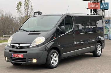 Вантажний фургон Opel Vivaro 2012 в Дубні