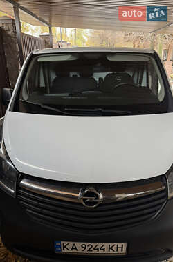 Opel Vivaro 2016