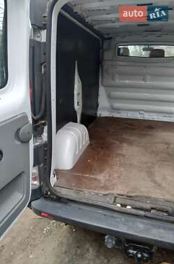 Грузовой фургон Opel Vivaro 2005 в 