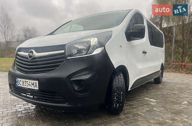 Минивэн Opel Vivaro 2015 в Николаеве