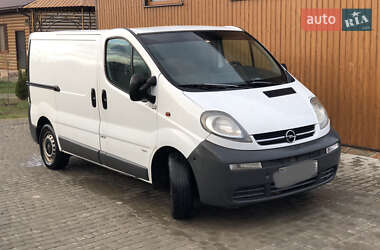 Вантажний фургон Opel Vivaro 2002 в Сарнах