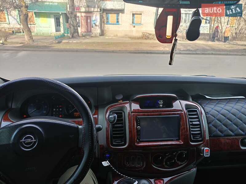 Мінівен Opel Vivaro 2001 в Очакові