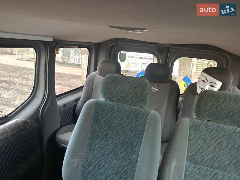 Мінівен Opel Vivaro 2001 в Очакові