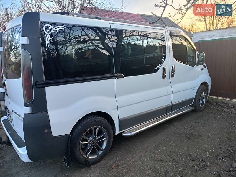 Мінівен Opel Vivaro 2001 в Очакові