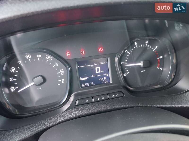 Грузовой фургон Opel Vivaro 2020 в Дубно