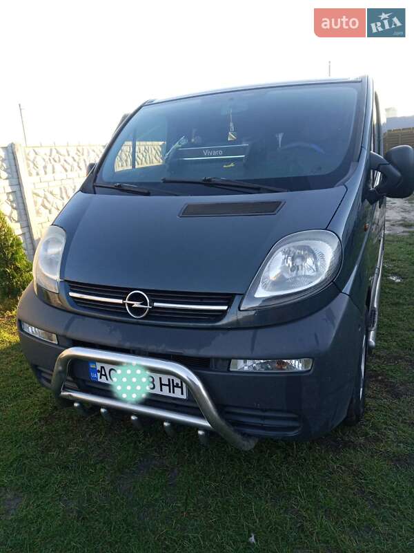 Мінівен Opel Vivaro 2005 в Луцьку