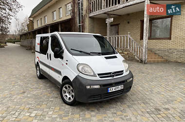 Грузопассажирский фургон Opel Vivaro 2001 в Харькове