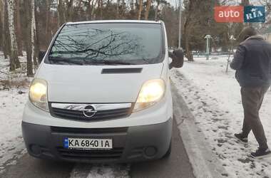 Грузовой фургон Opel Vivaro 2011 в Киеве