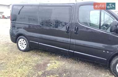 Минивэн Opel Vivaro 2011 в Владимирце