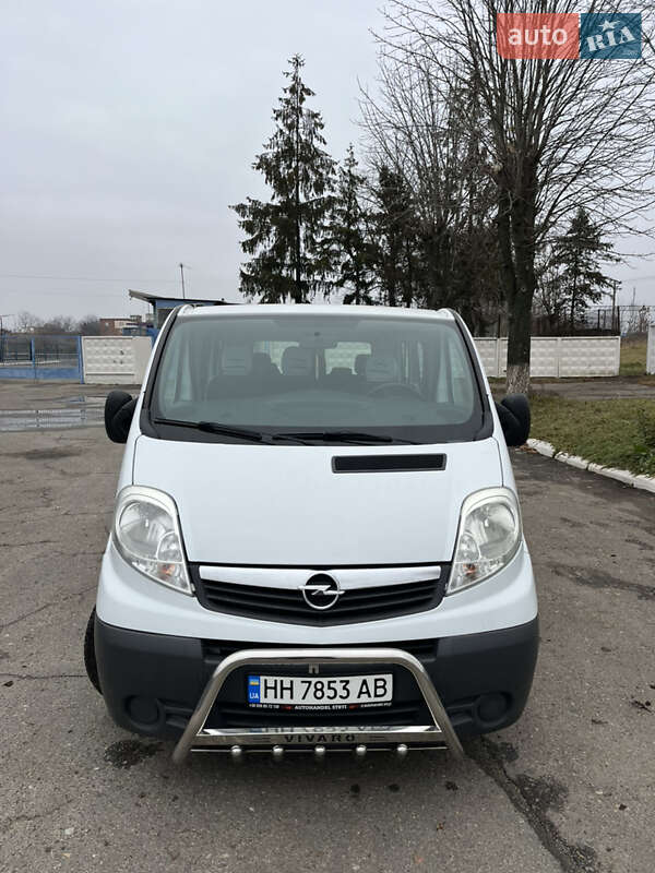 Минивэн Opel Vivaro 2011 в Подольске