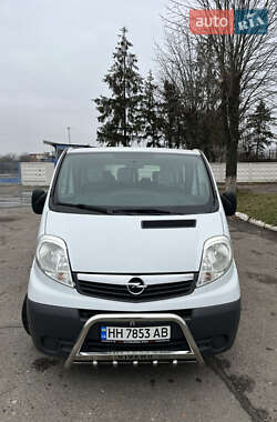 Мінівен Opel Vivaro 2011 в 
