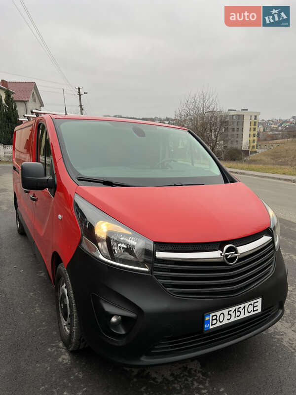 Грузовой фургон Opel Vivaro 2018 в Тернополе