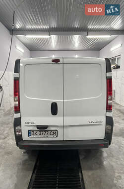 Вантажний фургон Opel Vivaro 2012 в Рівному