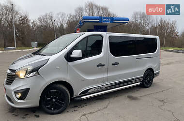 Минивэн Opel Vivaro 2017 в Дубно