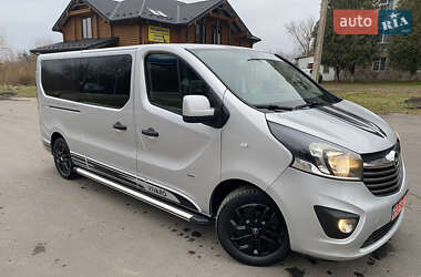 Минивэн Opel Vivaro 2017 в Дубно