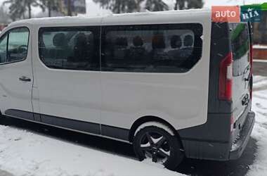 Минивэн Opel Vivaro 2015 в Житомире