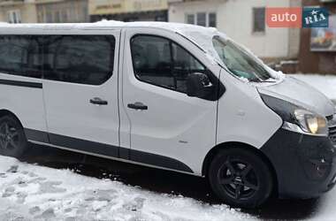 Минивэн Opel Vivaro 2015 в Житомире