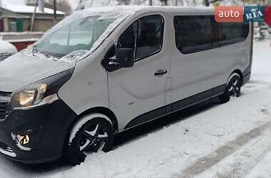 Минивэн Opel Vivaro 2015 в Житомире