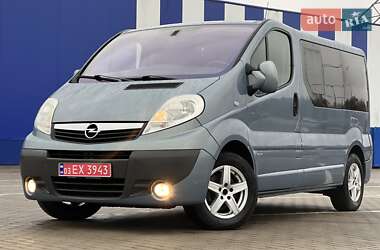 Мінівен Opel Vivaro 2013 в Дубні